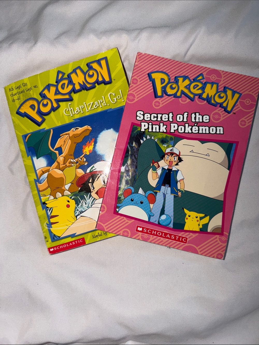 Vintage Pokémon Book Lot 📚🔥 Charizard Go! 2000 + Pink Pokémon